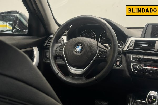 BMW 320i 2.0 SPORT 16V TURBO ACTIVE FLEX 4P AUTOMÁTICO 2015/2015